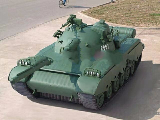 三沙军用充气坦克车